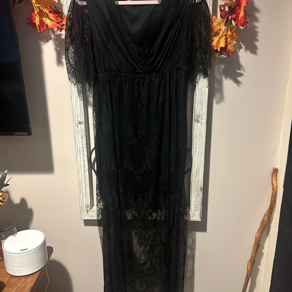 SHEIN Black Lace Midi Dress